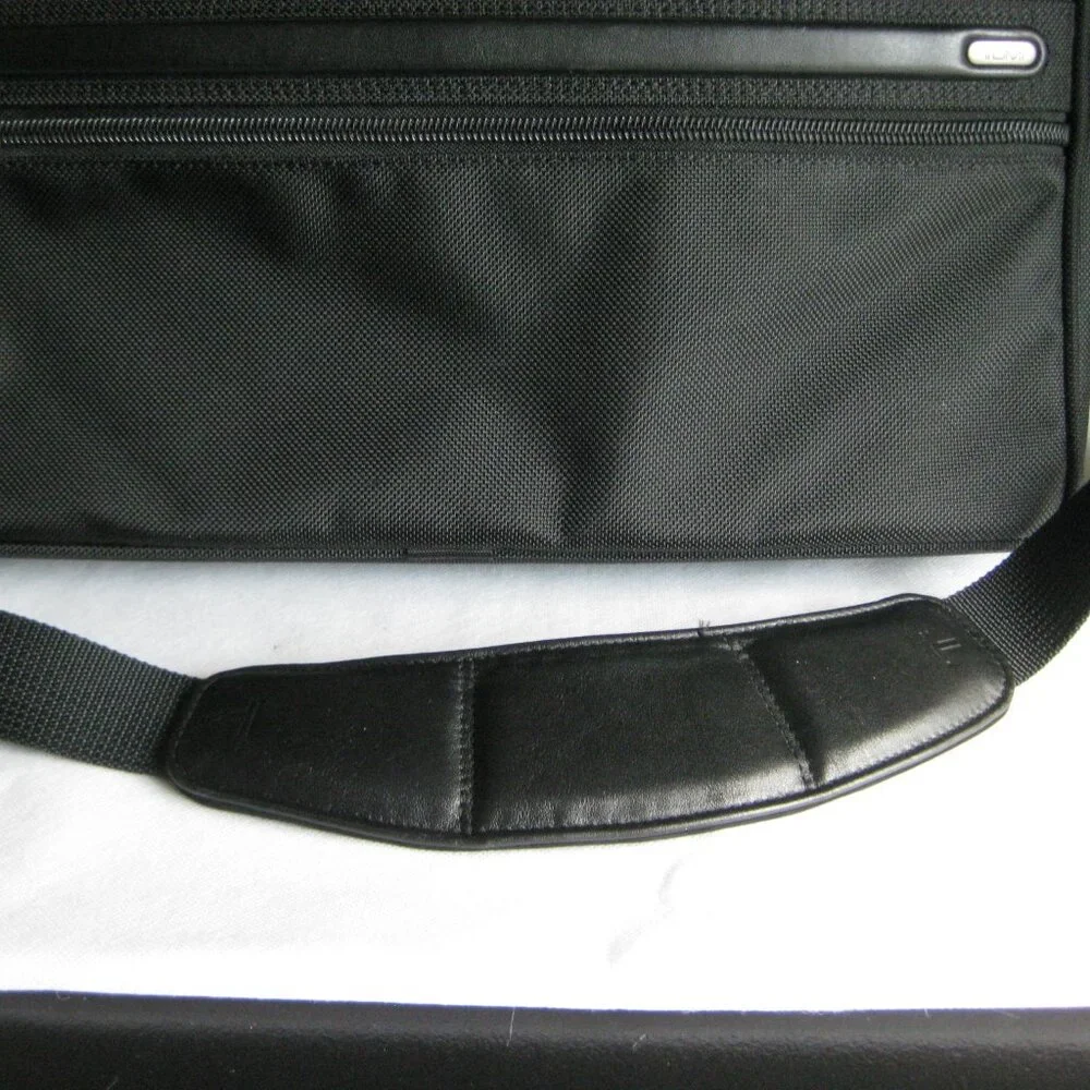 TUMI Alpha Slim Laptop Tablet Briefcase Shoulder Bag Case